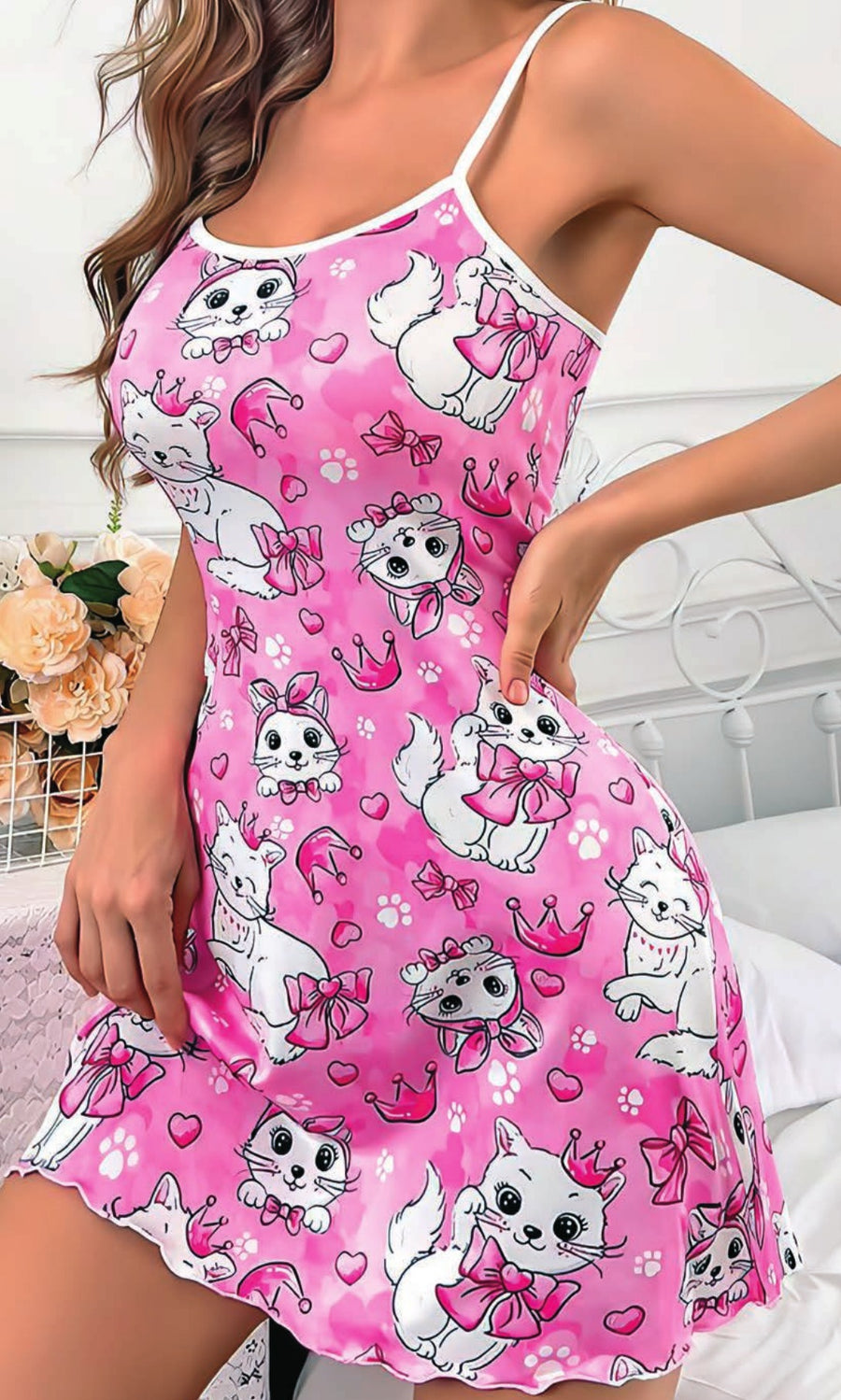 Pembe Kedi Baskılı Askılı Gecelik