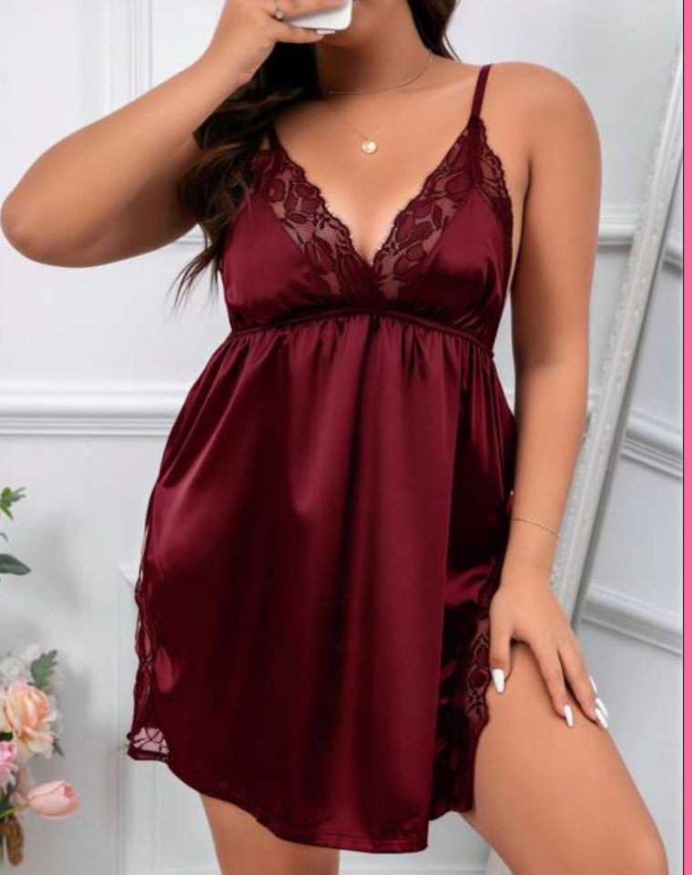 Bordo Saten Dantelli Derin Yaka Gecelik