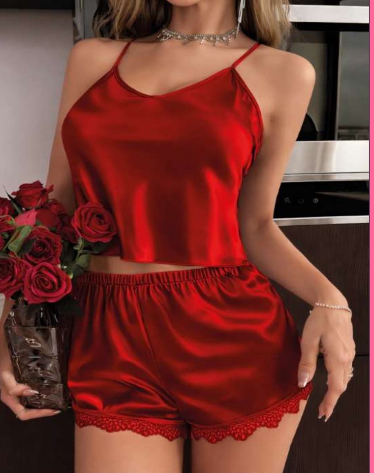 Kırmızı Saten Fiyonklu Pijama Takımı